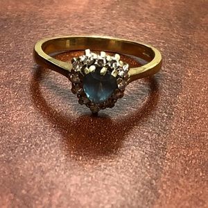 18k aquamarine heart and diamond ring